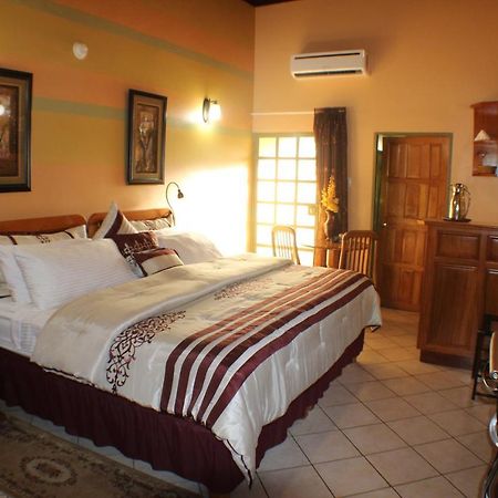 Native Abode Bed and Breakfast Bon Accord Village Εξωτερικό φωτογραφία