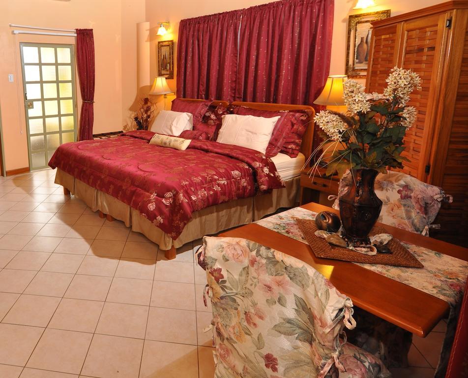 Native Abode Bed and Breakfast Bon Accord Village Δωμάτιο φωτογραφία