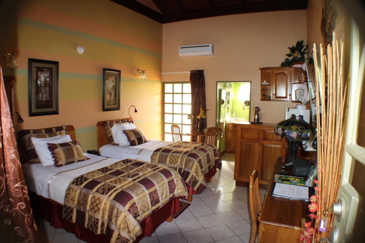 Native Abode Bed and Breakfast Bon Accord Village Εξωτερικό φωτογραφία